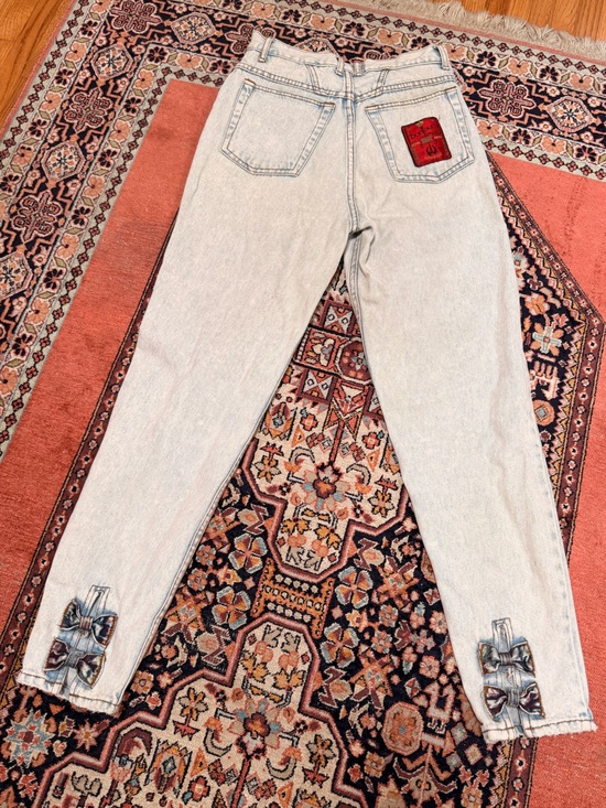 bonjour Denim - BONJOUR VINTAGE LIGHT WASH HIGH WAIST BOW DETAIL JEANS Sz 26